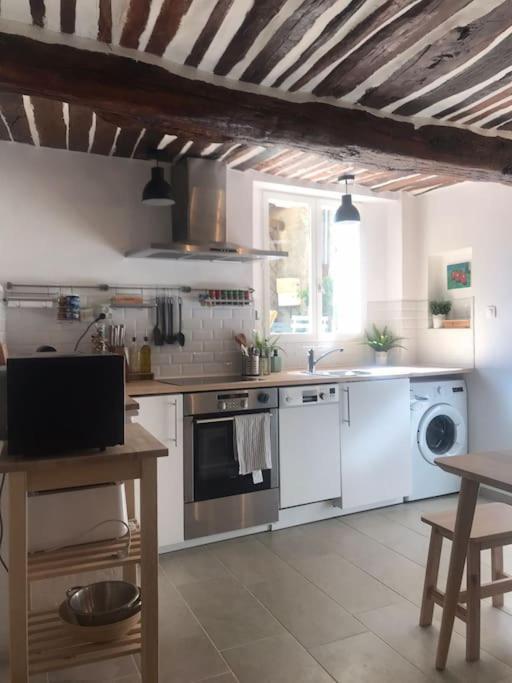 Charming Village House For 6 People Baudinard Exterior photo